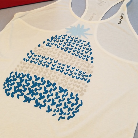 Reebok Beanie Tank - Picture 2 of 5